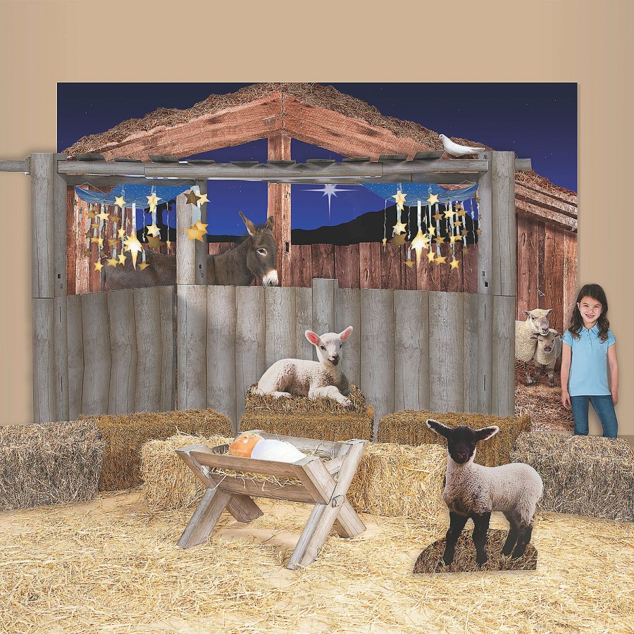 Backdrops & Scene Setters * | Best Deal Christmas Pageant Decorating Kit 11 Pc.